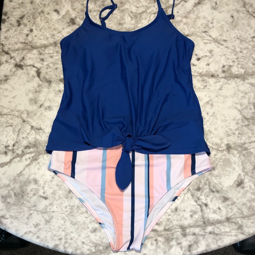 Women's tankini